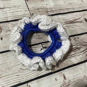 NWOT: HAND MADE Crochet Hair Tie
